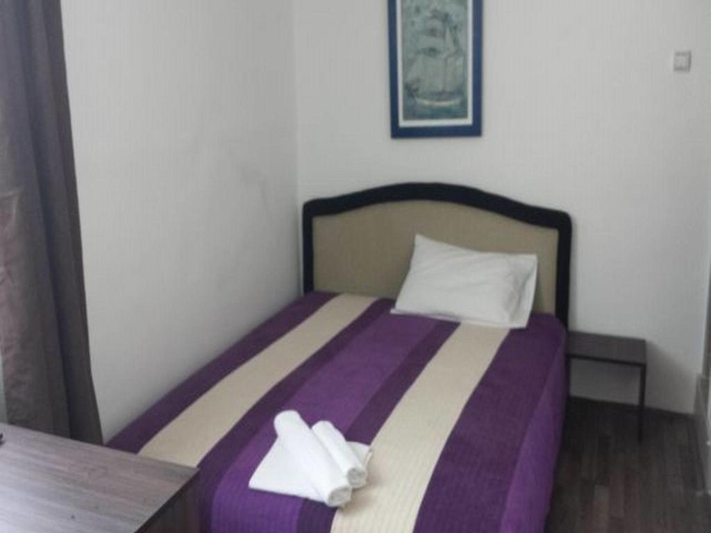 לסקובץ Gros Hotel - Leskovac מראה חיצוני תמונה