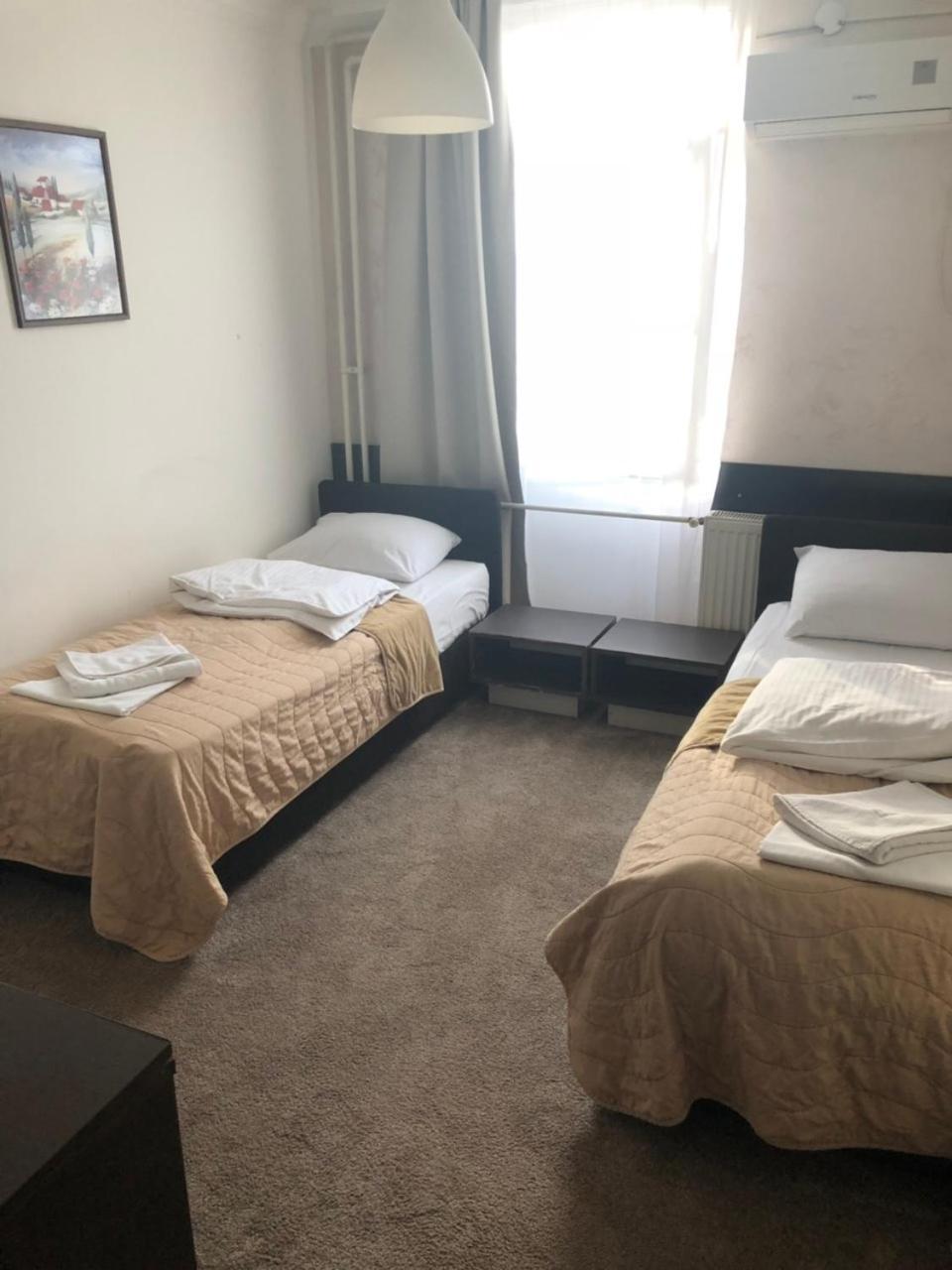 לסקובץ Gros Hotel - Leskovac מראה חיצוני תמונה